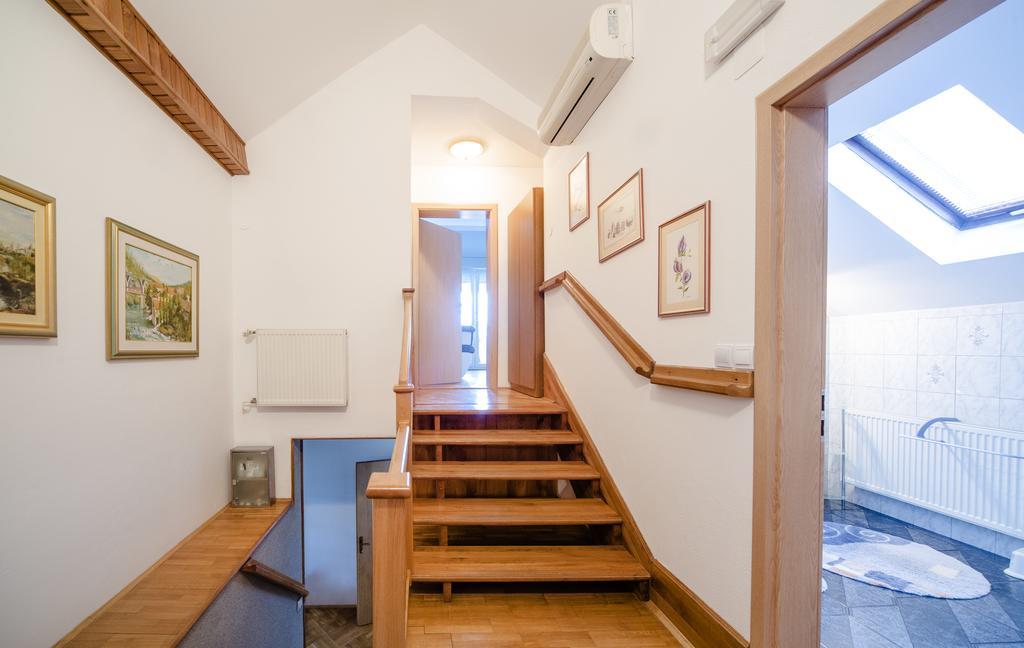 Apartment Bastaja スルニュ エクステリア 写真