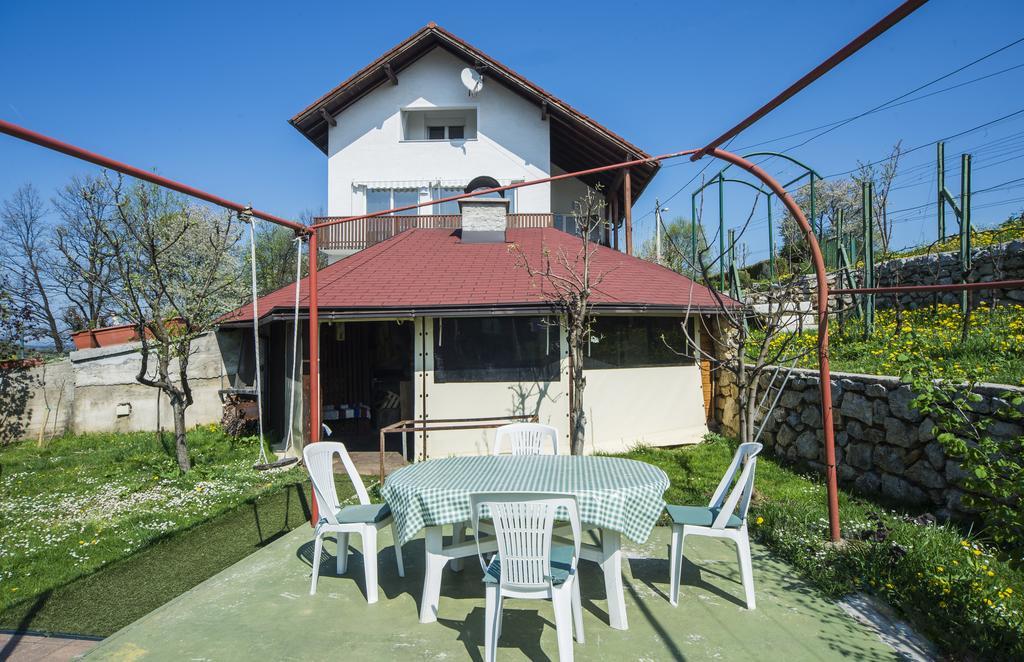 Apartment Bastaja スルニュ エクステリア 写真