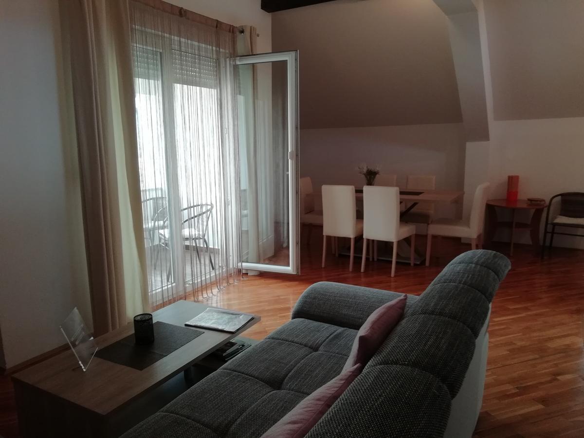 Apartment Bastaja スルニュ エクステリア 写真