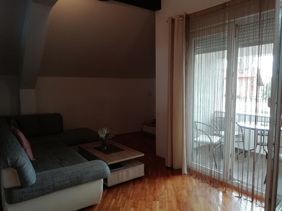 Apartment Bastaja スルニュ エクステリア 写真